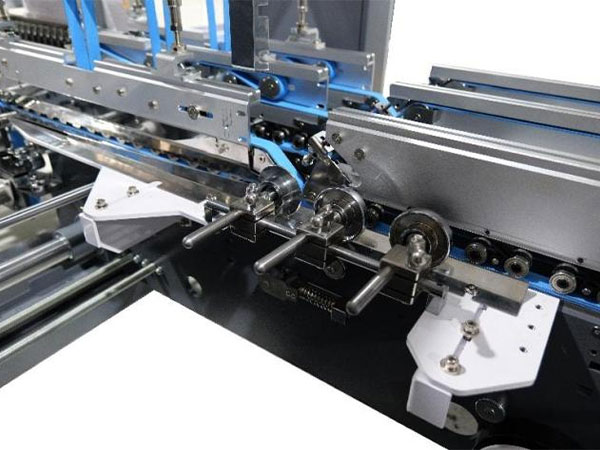 Pre-folding section